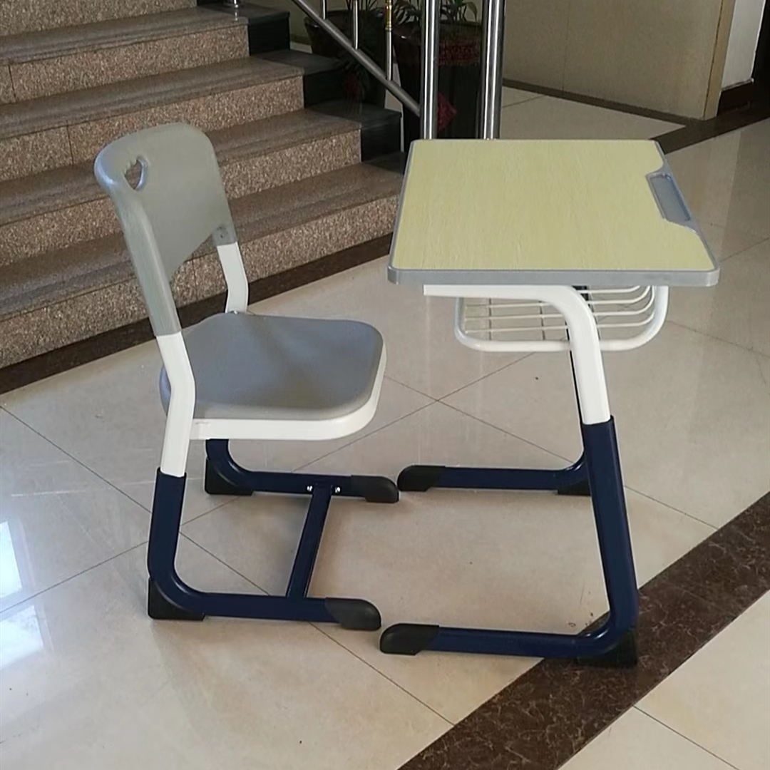 小學(xué)生單人課桌椅
